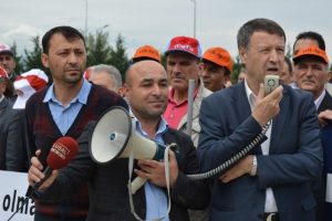 Sendikalardan Bursa Şişecam iş&ccedil;ilerine destek geldi