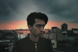 "Gece G&ouml;lgenin Rahatına Bak" Youtube'dan kaldırıldı