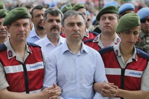 TRT'yi işgal i&ccedil;in asker g&ouml;nderen Albay Barış hakim karşısında