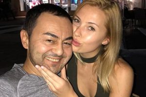 Serdar Orta&ccedil;-Chloe &ccedil;ifti 500 bin liraya soğuk &ccedil;ay i&ccedil;ti