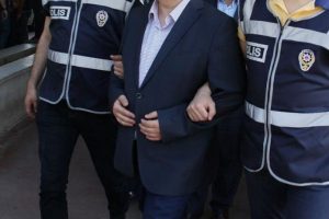FET&Ouml;'n&uuml;n polis imamı l&uuml;ks otelde tatil yaparken yakalandı