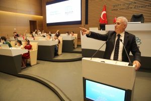 Bursa'da Bozbey'den &ccedil;ocuklara "Yerel Y&ouml;netimler" dersi