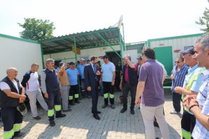 Bursa G&uuml;rsu Belediye Başkanı, temizlik iş&ccedil;ileriyle bir araya geldi