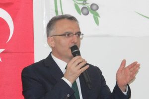 "Bir Mehmet&ccedil;ik &ouml;l&uuml;r, şehit olur, bin Mehmet&ccedil;ik doğar"