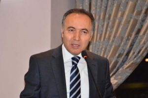 Vali Altıparmak: Sığınmacı değil, misafirimizsiniz