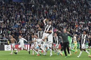Juventus finale yenilgisiz geldi