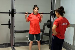 Hayatındaki engelleri judo ile kaldırdı