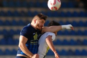 Bucaspor'da Emre &Ouml;zkan imzaladı