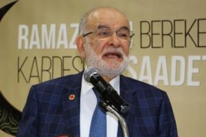 Karamollaoğlu: En b&uuml;y&uuml;k ihtiya&ccedil; kucaklaşmak