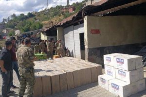36 bin 500 paket ka&ccedil;ak sigara ele ge&ccedil;irildi