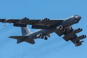 ABD, Rusya sınırına B-52 g&ouml;nderiyor!