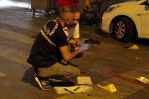 K&uuml;nefeciye silahlı saldırıda 6 kişi yaralandı
