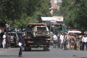 Afganistan'da patlama: 15 &ouml;l&uuml;