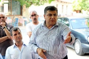 CHP'li Sındır: Zeytin &uuml;reticileri tek y&uuml;rek olmalı