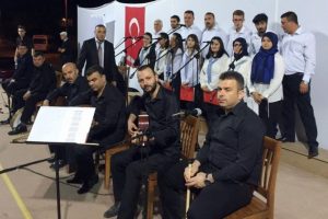 Fabrikada motivasyonu artırmak i&ccedil;in koro kuruldu