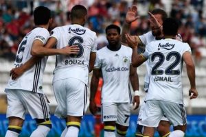 Fenerbah&ccedil;e'de 6 oyuncu serbest