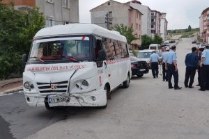Bilecik'te zincirleme trafik kazası: 3 yaralı