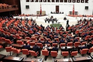 T&uuml;rkiye'den Paris Anlaşması onay s&uuml;recini askıya alma kararı
