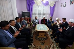 Başbakan Yıldırım şehit ailesini ziyaret etti