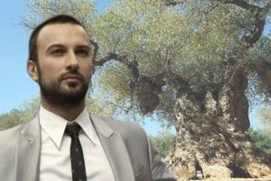 Tarkan'dan Bakan'ın eleştirisine imalı paylaşım