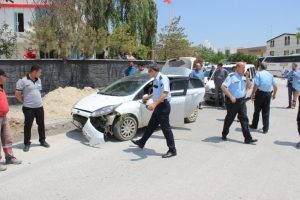 Konya'da polis-ş&uuml;pheli kovalamacası