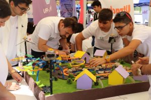 &Ouml;ğrenciler U-Maker Fest'te geleceğin projelerini yarıştırdı