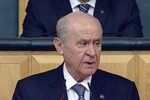 Bah&ccedil;eli'den Almanya'ya: Durduğunuz kabahat
