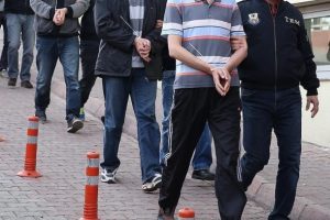 Malatya merkezli FET&Ouml; operasyonunda 14 g&ouml;zaltı