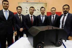 Askerler i&ccedil;in y&uuml;k taşıyabilen otonom robot &uuml;rettiler
