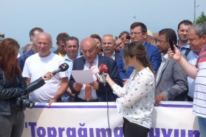 Bursa'da 'Toprağıma, Suyuma, Zeytinime Dokunma' a&ccedil;ıklaması