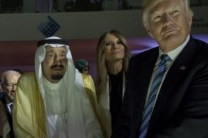 Trump'tan Twitter'da Katar mesajı
