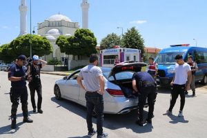 Gurbet&ccedil;iler Kapıkule'ye ayak bastı