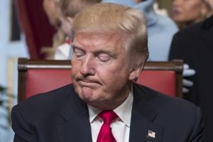 İngiltere'de 'Trump gelmesin' tartışması