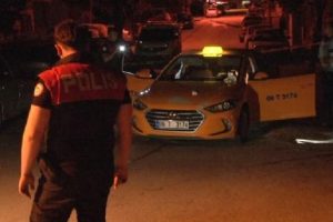 Tartıştığı taksiciyi pompalı t&uuml;fekle yaraladı