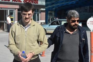 TSK'nın 'Mahrem abi'lerine FET&Ouml; operasyonunda 9 tutuklama