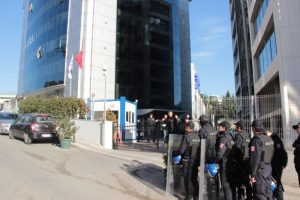 FET&Ouml;'ye holding operasyonu: 128 kişiye g&ouml;zaltı kararı