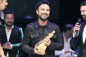 Tarkan: 'Asla azla yetinmeyin'