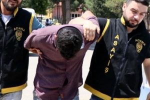 Adana'da 9 evin su saatini &ccedil;alan hırsız yakalandı