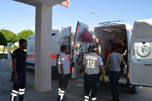 Şarampole yuvarlandı: 5 yaralı