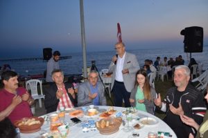 Bursa İznik Belediye ailesi iftarda buluştu