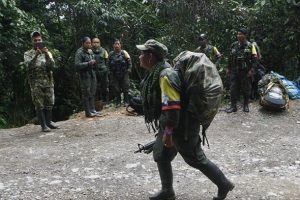 FARC silahlarının y&uuml;zde 30'unu daha teslim etti