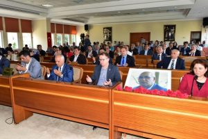 Bursa Yıldırım'da başarılı sporcular &ouml;d&uuml;llendirildi