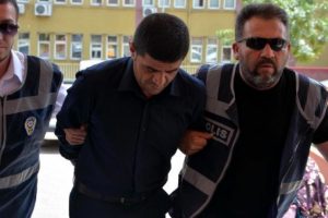 T&uuml;rkiye Diyanet Vakfı'nın 5 bin TL'sini &ccedil;alan hırsız yakalandı