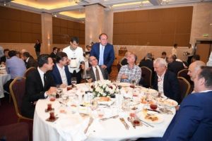 Demir&ouml;ren'den futbol ailesine iftar yemeği
