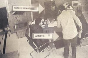 Tapudaki r&uuml;şvet &ccedil;etesi kameraya yakalandı!