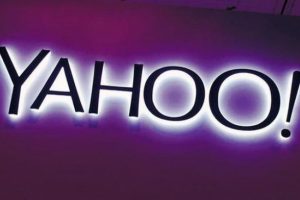 Yahoo resmen satıldı