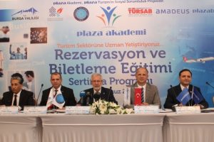 Bursa'da Plaza Akademi turizm sekt&ouml;r&uuml;ne uzman yetiştirecek