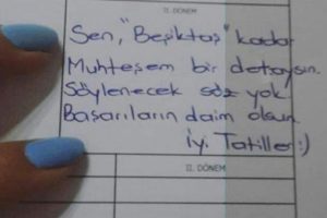 Fanatik Beşiktaşlı &ouml;ğretmenden ilgin&ccedil; karne notu
