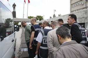 &Ccedil;akıcı'nın elebaşı olduğu &ouml;rg&uuml;t&uuml;n &uuml;yelerine operasyon