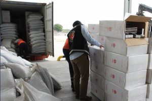 Ambarlı Limanı'nda 1,2 milyon paket ka&ccedil;ak sigara ele ge&ccedil;irildi